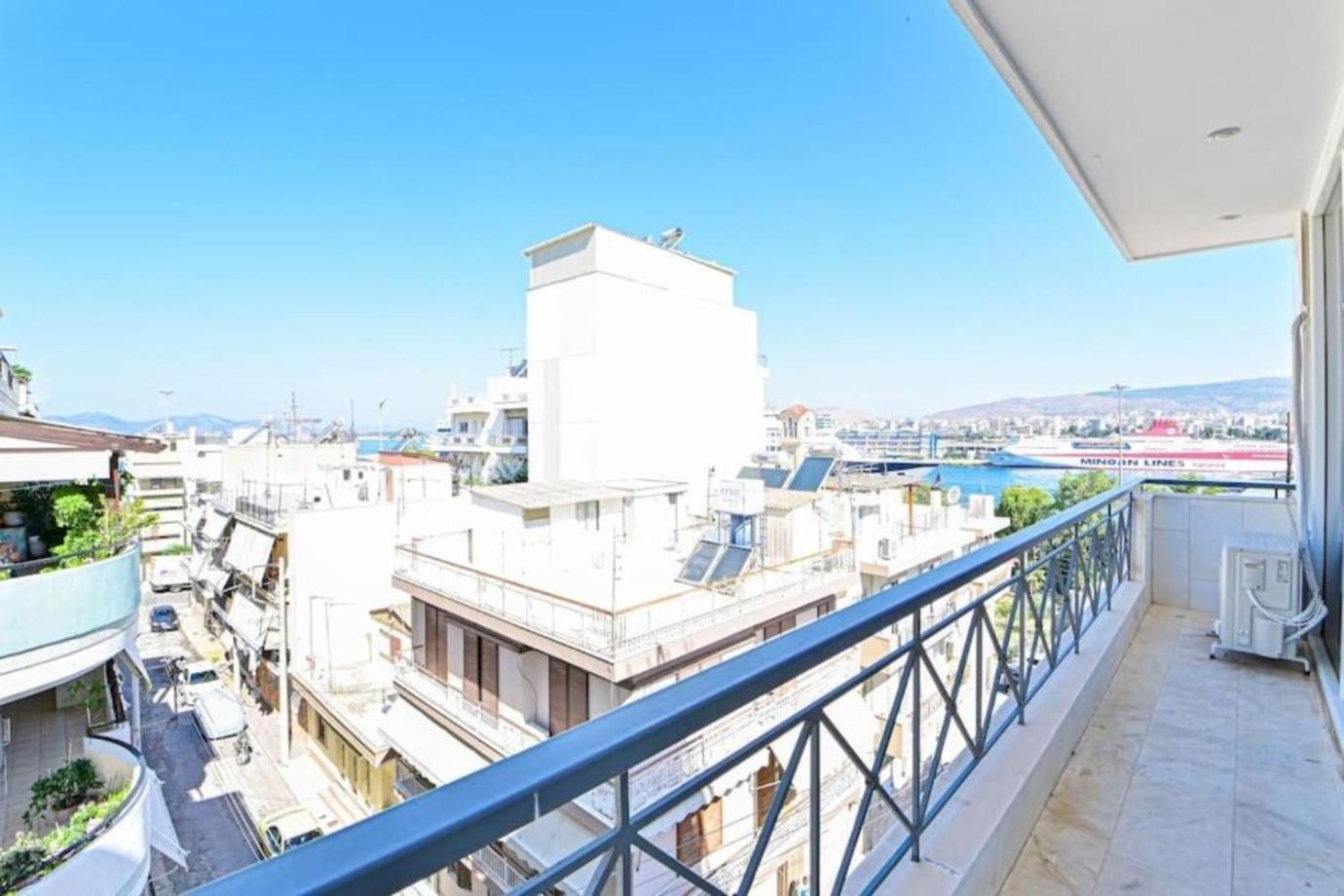 Cozy Apartment Located On Piraeus Port Area- Экстерьер фото