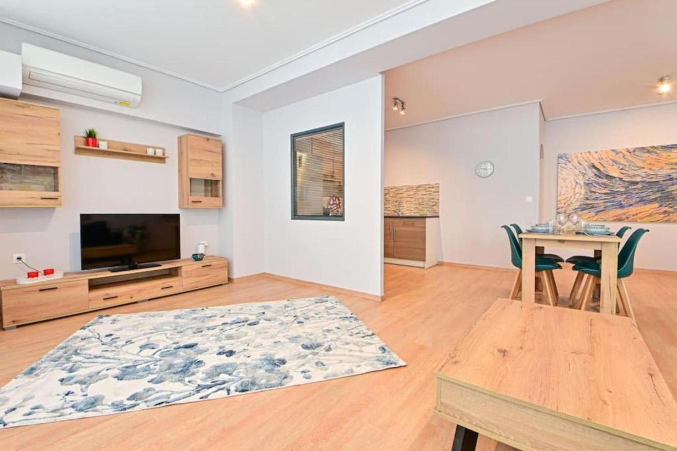 Cozy Apartment Located On Piraeus Port Area- Экстерьер фото